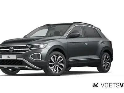 Używany VW T-Roc Style 110 KM (80 kW) 2023 Szary SUV