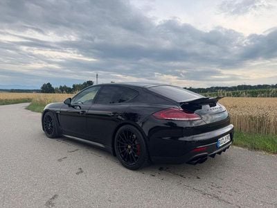 Porsche Panamera GTS
