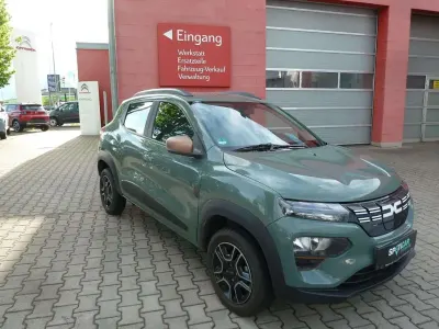 Używany Dacia Spring Essentiel 47 kW (65 KM) 2023 Zielony Hatchback