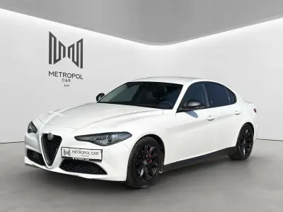 Gebraucht Alfa Romeo Giulia Super 150 PS (110 kW) 2017 Weiß Limousine