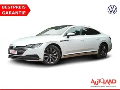 Gebraucht VW Arteon Elegance 150 PS (110 kW) 2019 Pure white metallic Limousine