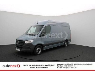 Gebraucht Mercedes Sprinter 163 PS (119 kW) 2020 Grau Van