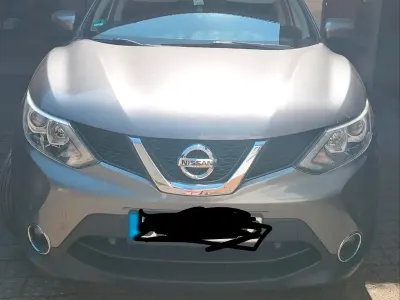 Gebraucht Nissan Qashqai 110 PS (80 kW) 2017 Grau SUV