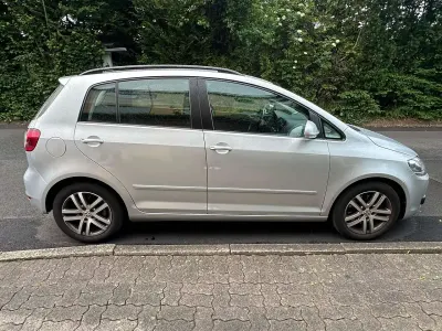 Gebraucht VW Golf Plus Comfortline 160 PS (117 kW) 2010 Silber Van / Kleinbus