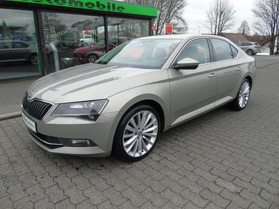 Gebraucht Skoda Superb Style 150 PS (110 kW) 2015 Beige Limousine