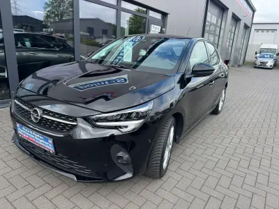 Gebraucht Opel Corsa Elegance 102 PS (75 kW) 2023 Diamant schwarz/karbon schwarz Kleinwagen