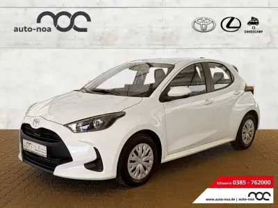 Gebraucht Toyota Yaris Hybrid Comfort 116 PS (85 kW) 2025 Weiß Limousine