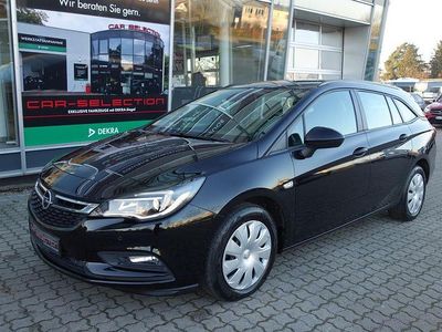 Schwarz Gebraucht 2019 Opel Astra Kombi | 13.800 € (Fairer Preis)