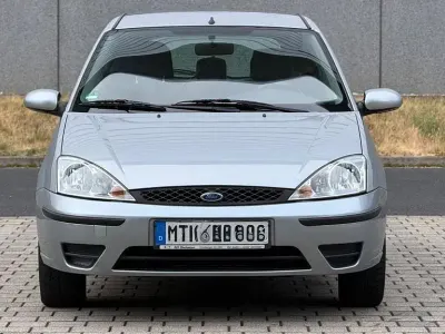 Gebraucht Ford Focus 101 PS (74 kW) 2004 Silber Limousine