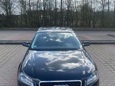 Gebraucht Audi A3 Attraction 105 PS (77 kW) 2012 Schwarz Kleinwagen