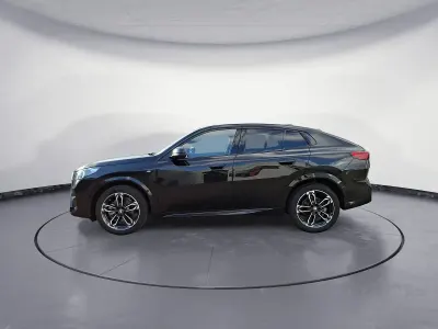 Gebraucht BMW X2 Performance 156 PS (114 kW) 2025 Schwarz SUV