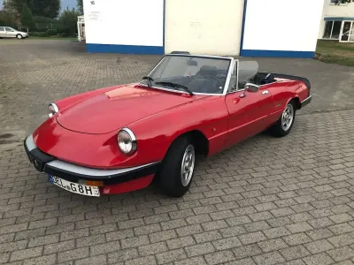 Gebraucht Alfa Romeo Spider 116 PS (85 kW) 1988 Rot Cabrio