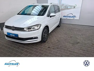 Neu VW Touran Highline 150 PS (110 kW) 2026 Weiß Van / Kleinbus