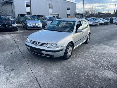 Second-hand VW Golf III 75 CP (55 kW) 1999 Gri Berlinǎ