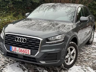 Grau Gebraucht 2017 Audi Q2 SUV | 16.650 € (Guter Preis)