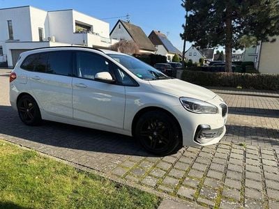 Gebraucht BMW 218 Gran Tourer Sport Line 140 PS (102 kW) 2018 Weiß Van / Kleinbus