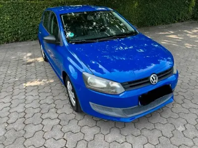 Gebraucht VW Polo 75 PS (55 kW) 2011 Blau Kleinwagen