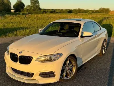 Gebraucht BMW M235 Comfort Edition 326 PS (239 kW) 2014 Weiß Coupé