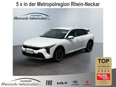 Neu Kia K4 Spirit 150 PS (110 kW) 2026 Swp) snow white pearl met (weiss Limousine