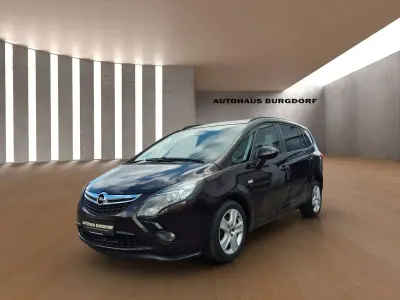 Gebraucht Opel Zafira Tourer 150 PS (110 kW) 2012 Mahogany brown (p2/so) Van / Kleinbus