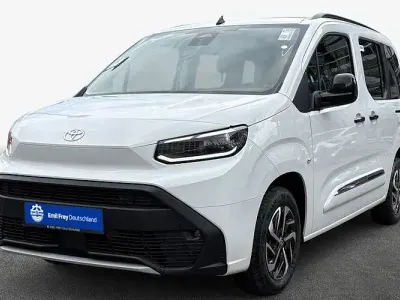Neu Toyota Proace Verso City 130 PS (95 kW) 2026 Weiß Kombi