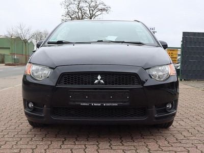 Usata Mitsubishi Colt 75 CV (55 kW) 2013 Nero Berlina