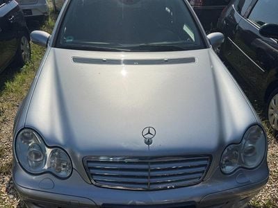 Mercedes C230
