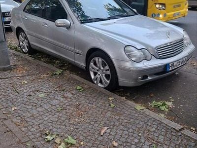 Mercedes C320