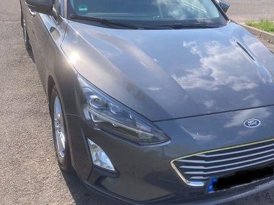 Gebraucht Ford Focus Cool & Connect 120 PS (88 kW) 2020 Grau Limousine