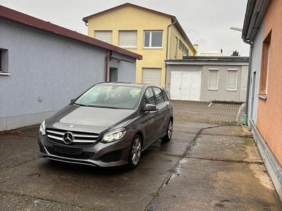Gebraucht 2016 Mercedes 200 Kleinwagen | 7.500 €