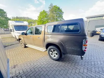 Używany Mazda BT-50 143 KM (105 kW) 2011 Brązowy Pickup