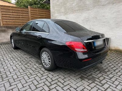 Mercedes E220