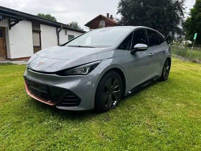 Gebraucht Cupra Born 150 kW (204 PS) 2022 Vaporgrau Kleinwagen
