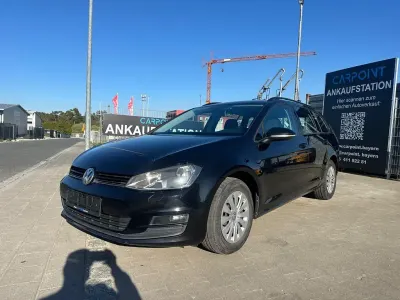 Usata VW Golf VII Trendline 110 CV (80 kW) 2016 Nero Station wagon