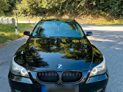 Gebraucht BMW 530 235 PS (172 kW) 2008 Schwarz Kombi