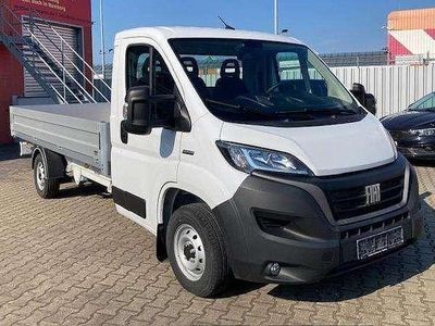 Gebraucht Fiat Ducato S 140 PS (102 kW) 2022 Weiß Van