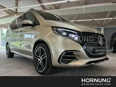 Gebraucht Mercedes V250 Avantgarde 190 PS (139 kW) 2025 Kalaharigold met. Van / Kleinbus