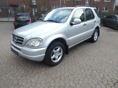 Brugt Mercedes ML320 218 HK (160 kW) 1999 Sølv SUV