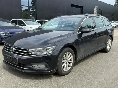 Gebraucht VW Passat Business 150 PS (110 kW) 2020 Schwarz Kombi