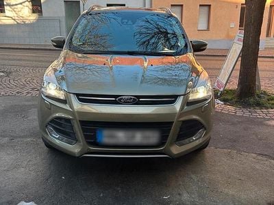 Gebraucht Ford Kuga 180 PS (132 kW) 2013 Braun SUV