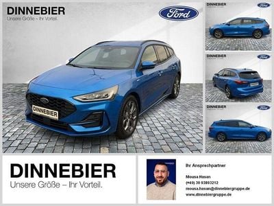 Blau Gebraucht 2023 Ford Focus ST-Line Limousine | 19.545 € (Fairer Preis)