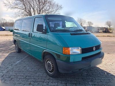 Gebraucht VW T4 102 PS (75 kW) 2002 Grün Van