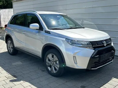 Neu Suzuki Vitara Comfort 110 PS (80 kW) 2026 Silber SUV