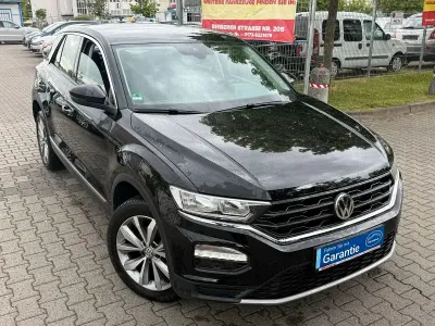 Gebraucht VW T-Roc Style 116 PS (85 kW) 2020 Deep black SUV