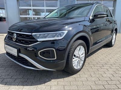 Second-hand VW T-Roc Life 116 CP (85 kW) 2025 Negru SUV