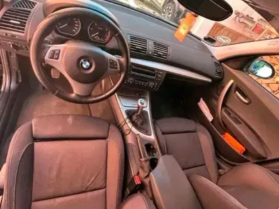 Gebraucht BMW 120 M Sport 163 PS (119 kW) 2007 Schwarz Kleinwagen