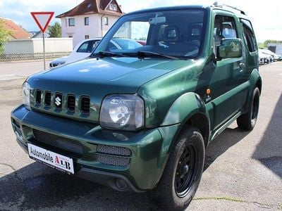 Grün Gebraucht 2009 Suzuki Jimny SUV | 8.950 € (Fairer Preis)