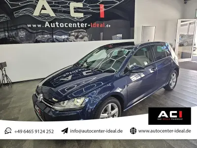 Gebraucht VW Golf VII Highline 125 PS (91 kW) 2016 Blau Limousine
