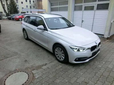 Używany BMW 320 Sport Line 190 KM (139 kW) 2018 Biały Kombi