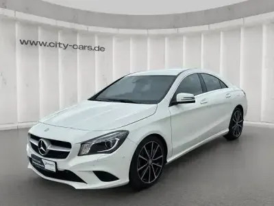 Gebraucht Mercedes CLA180 122 PS (89 kW) 2015 Weiß Limousine